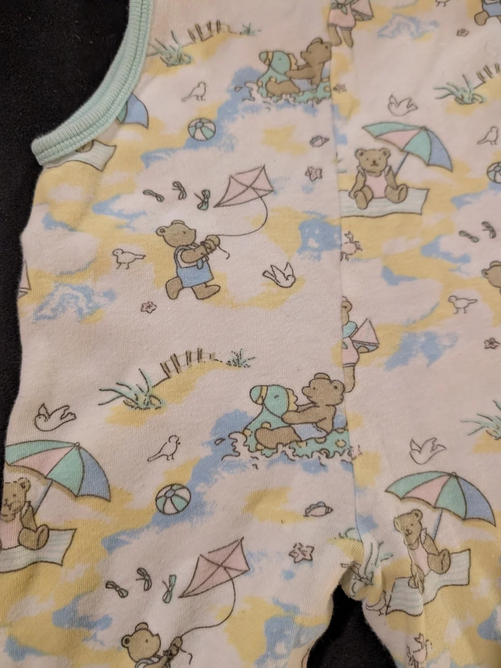 Retro 80's baby jumper teddy bear beach motif 0-3 months
